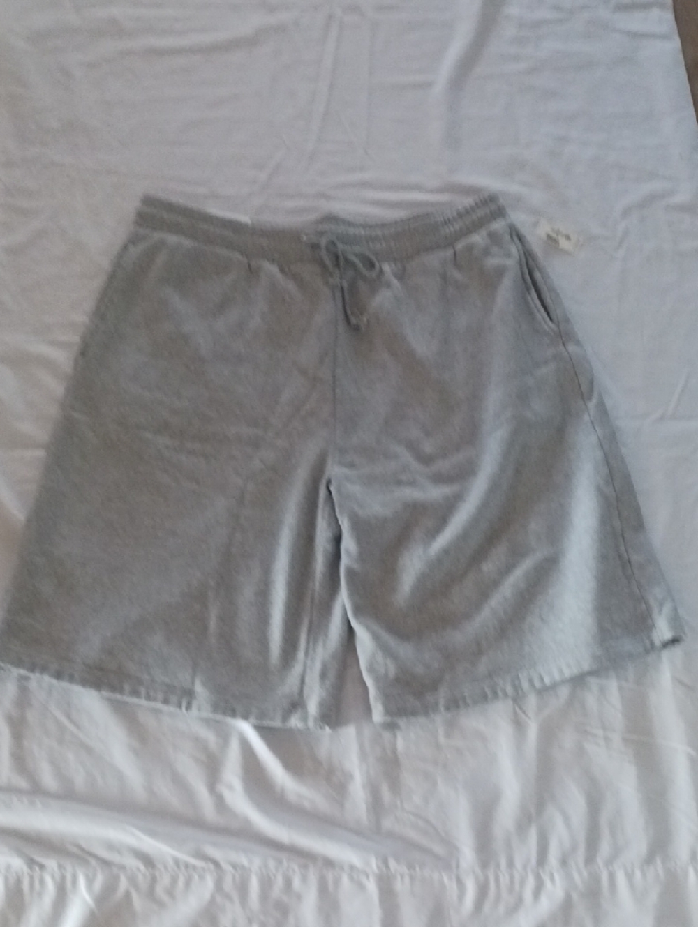 Aeropostale Light Gray Men's Athletic Drawstring Shorts